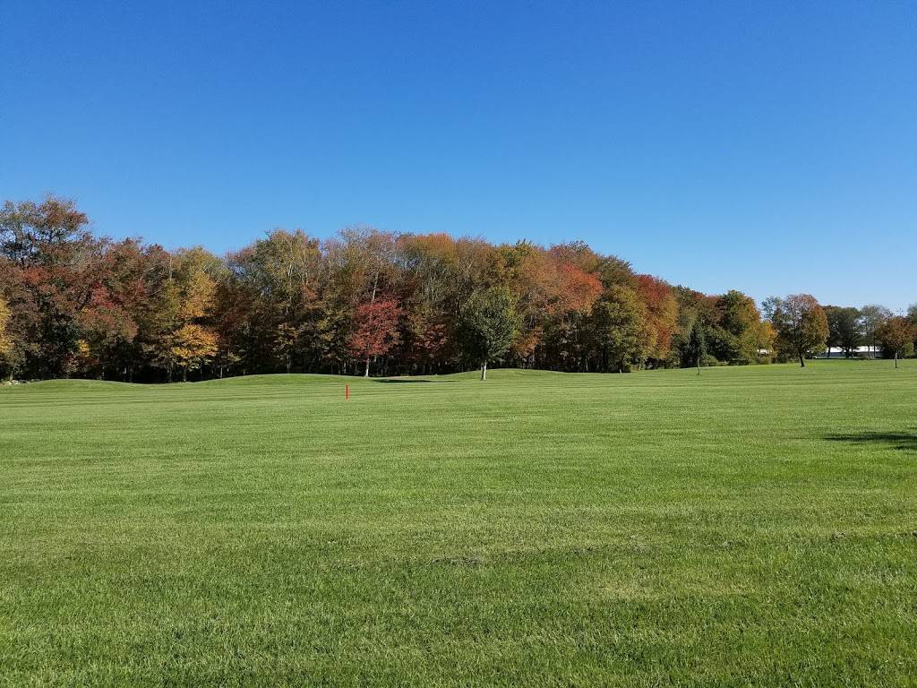 Wood River Golf and The 11th Green Restaurant and Pub | restaurant | 78 A Woodville Alton Rd, Hope Valley, RI 02832, USA | 4013640700 OR +1 401-364-0700