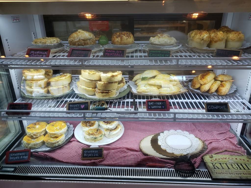 Bettys Pie Whole Saloon | restaurant | 114 N El Camino Real, Encinitas, CA 92024, USA | 7602306781 OR +1 760-230-6781