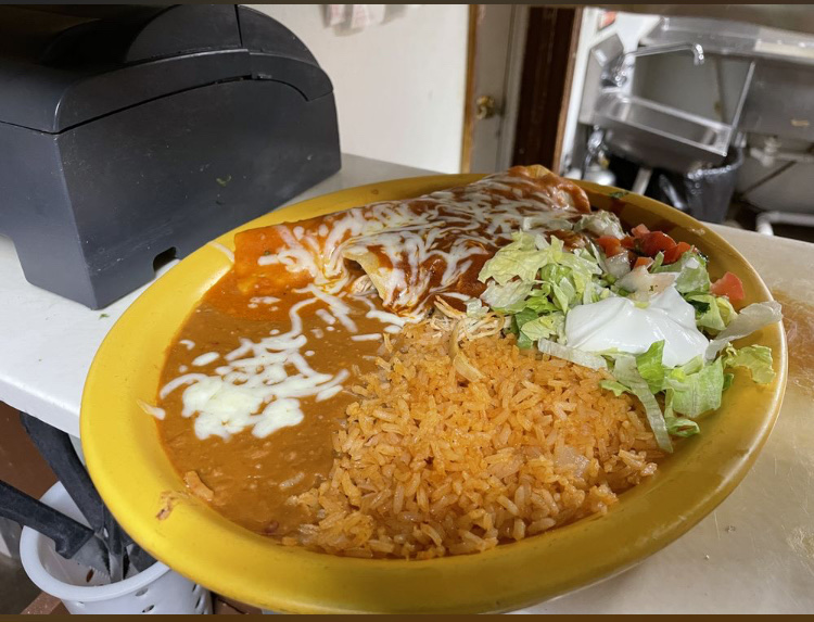 Stockton Mexican Restaurant & Cantina | restaurant | 104 West St, Stockton, MO 65785, USA | 4172767337 OR +1 417-276-7337