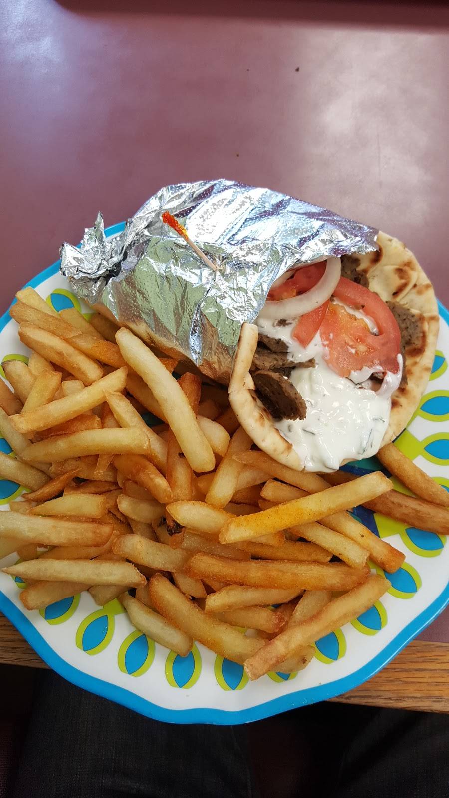 Garden Gyros | restaurant | 3025 E Busch Blvd, Tampa, FL 33612, USA | 8139806600 OR +1 813-980-6600