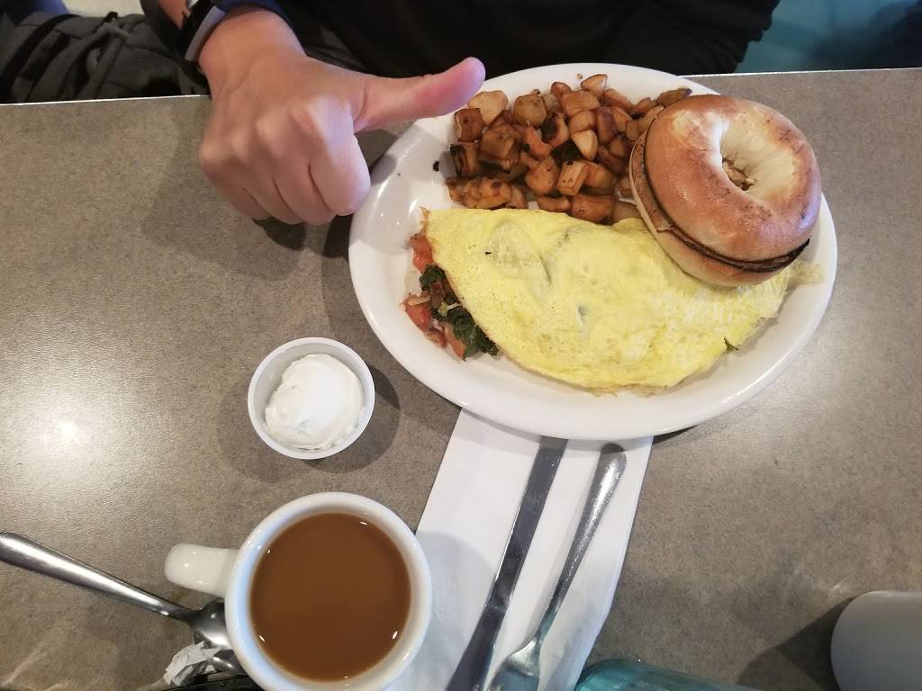 Daddyos Diner | restaurant | 505 East St, Pittsfield, MA 01201, USA | 4134991180 OR +1 413-499-1180