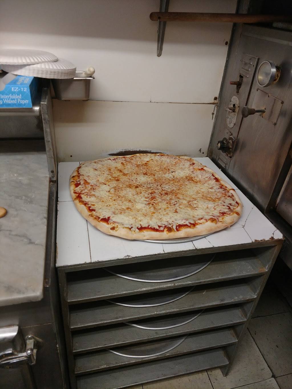 Vesuvio Pizza | restaurant | 680 Allerton Ave, Bronx, NY 10467, USA | 7186541344 OR +1 718-654-1344