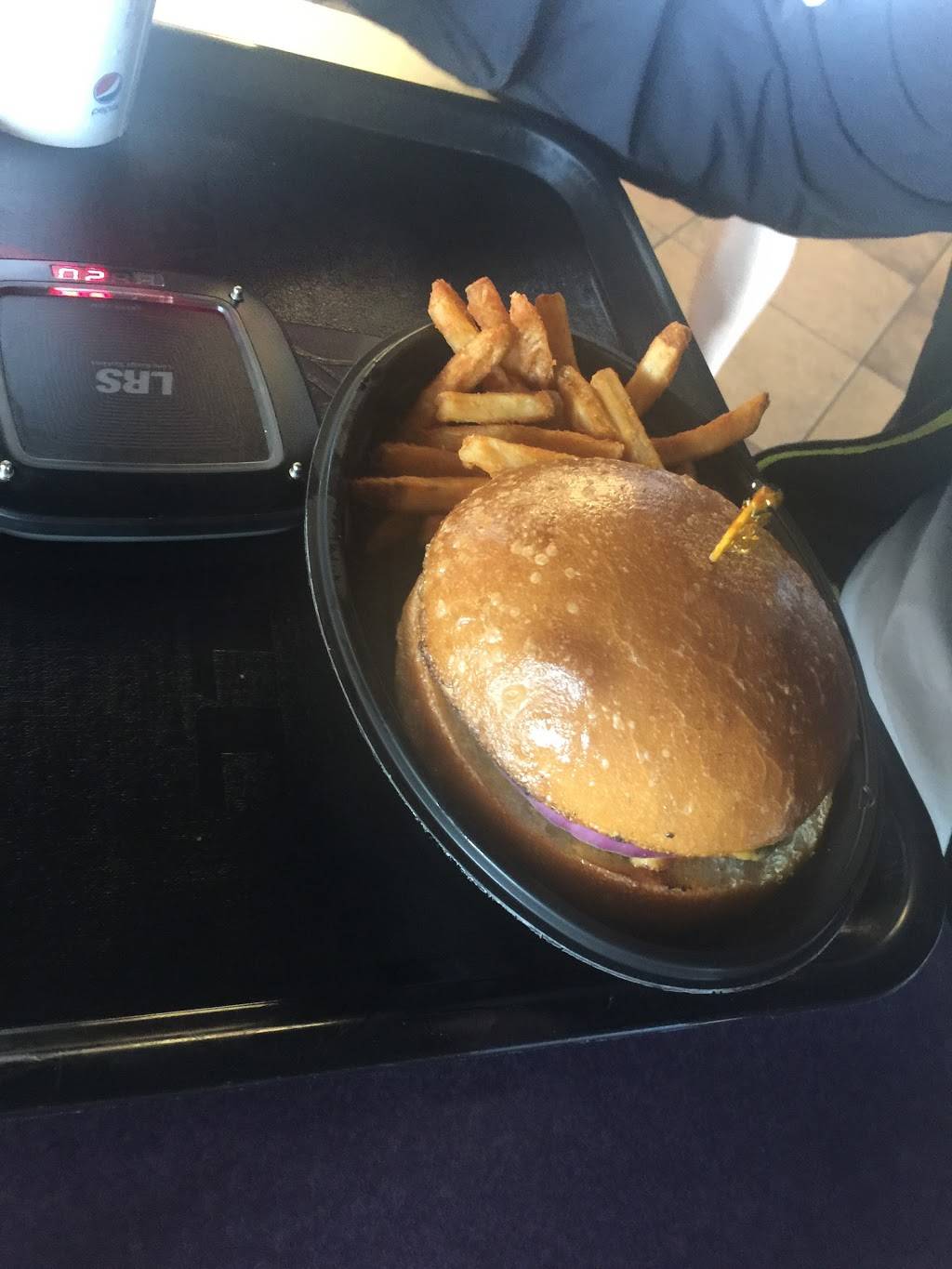 Taco Bell | restaurant | 240 Nut Tree Rd, Vacaville, CA 95687, USA | 7074484718 OR +1 707-448-4718