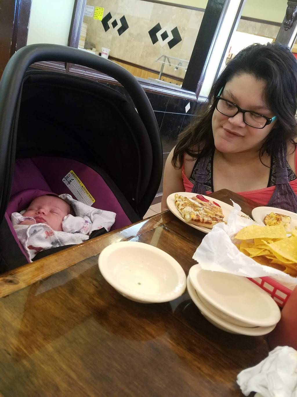 Andrey Pizza And Grill | restaurant | 303 Bancario, Marion, AR 72364, USA | 8707393788 OR +1 870-739-3788