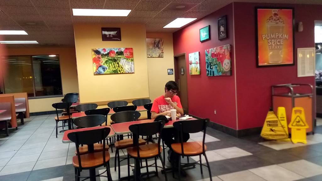 Jack in the Box | restaurant | 4289 Campus Dr, Irvine, CA 92612, USA | 9498238983 OR +1 949-823-8983