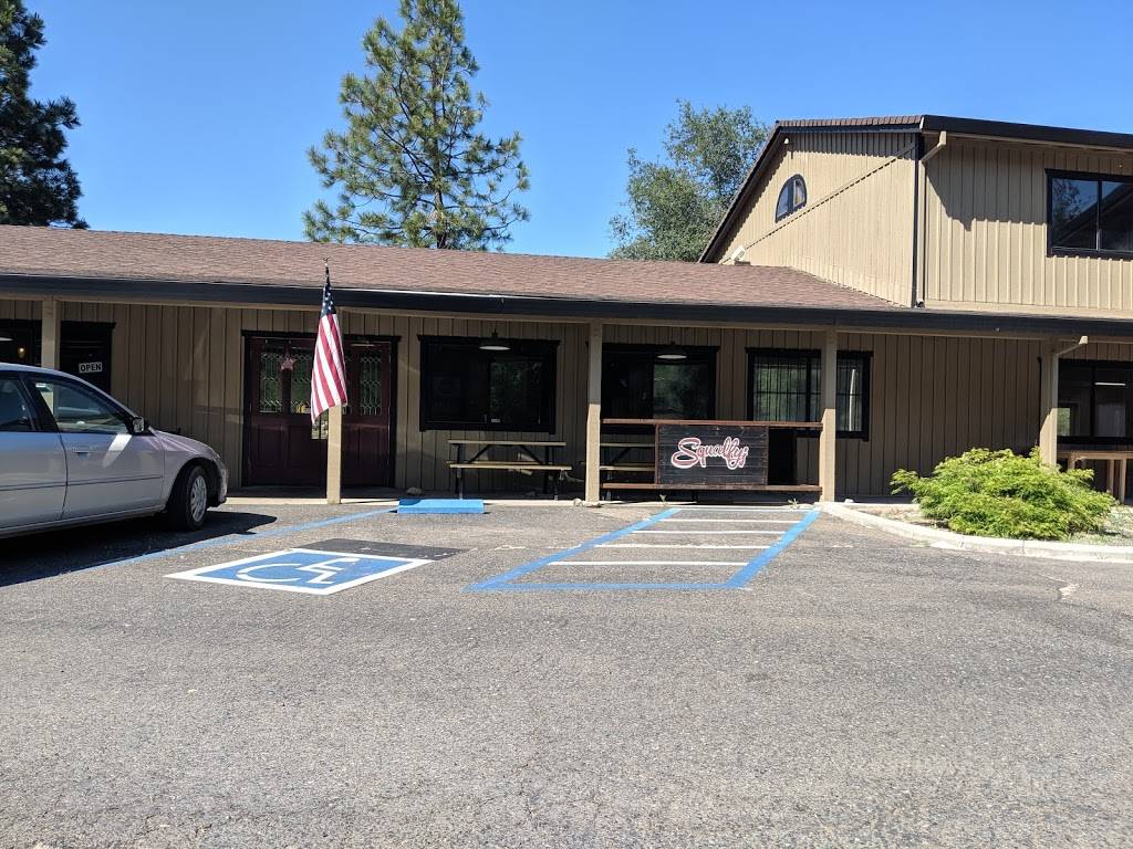 Squallys - On The River | restaurant | 7310 CA-49, Lotus, CA 95651, USA | 5306221213 OR +1 530-622-1213