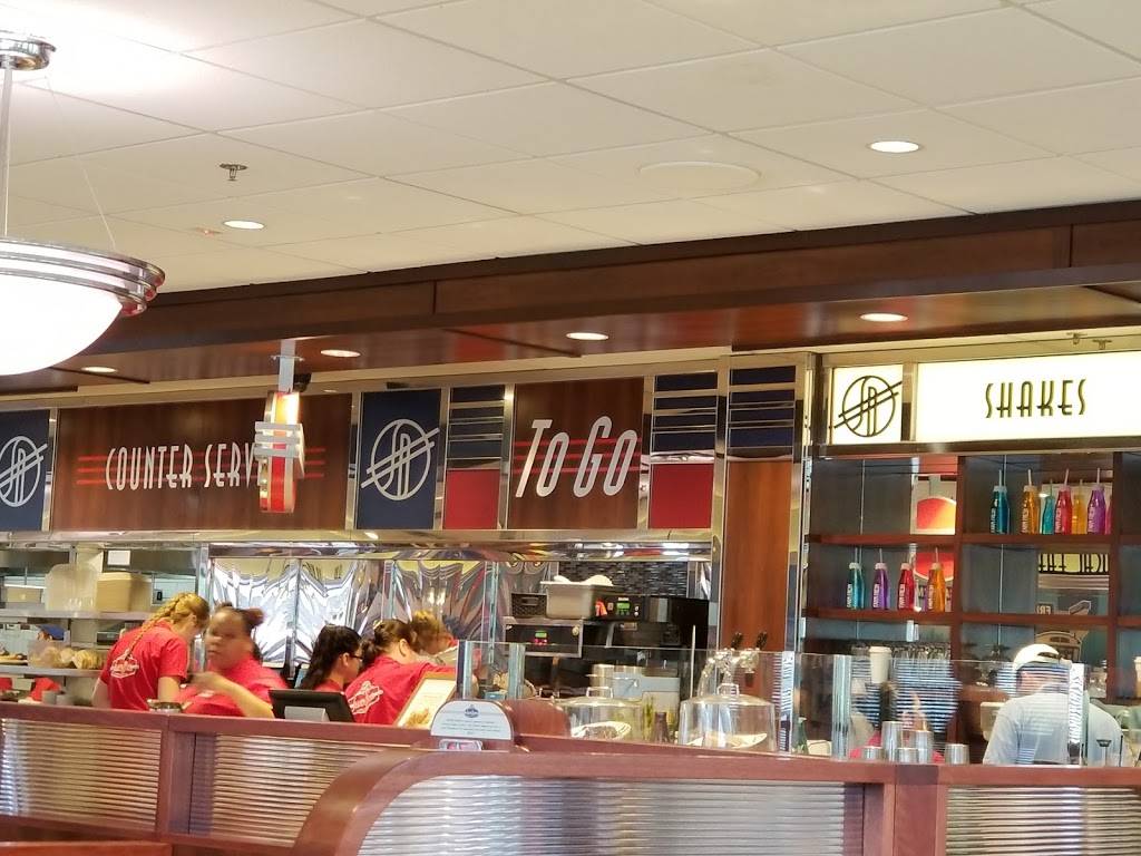 Silver Diner- Frederick | restaurant | 5120 Buckeystown Pike, Frederick, MD 21704, USA | 3016949501 OR +1 301-694-9501