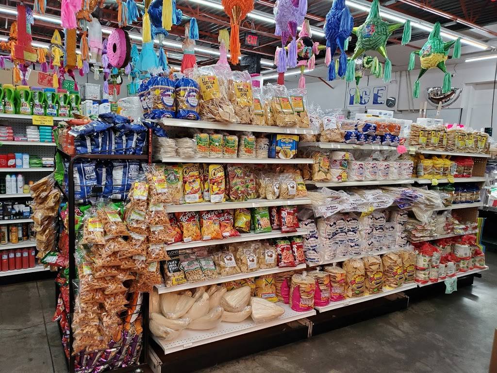 University Market and Taqueria , Krispy Krunchy Chicken | meal takeaway | 1471 Southwest Blvd, Rohnert Park, CA 94928, USA | 7076648152 OR +1 707-664-8152