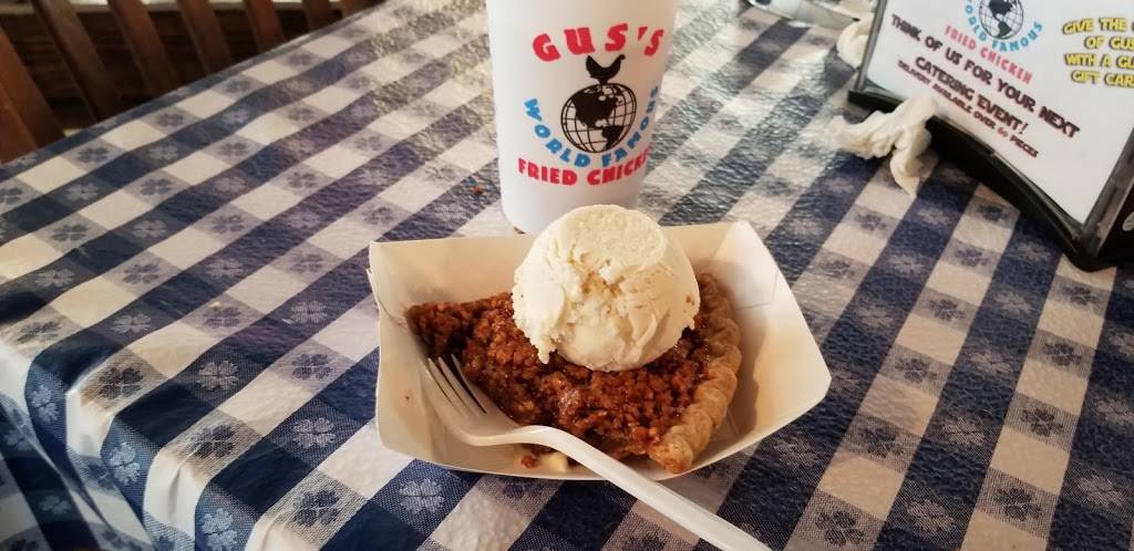 Gus’s World Famous Fried Chicken | restaurant | 1067 W Magnolia Ave, Fort Worth, TX 76104, USA | 8179274693 OR +1 817-927-4693