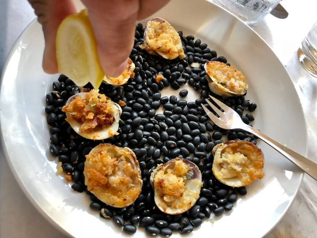 Henlopen City Oyster House | restaurant | 50 Wilmington Ave, Rehoboth Beach, DE 19971, USA | 3022609193 OR +1 302-260-9193