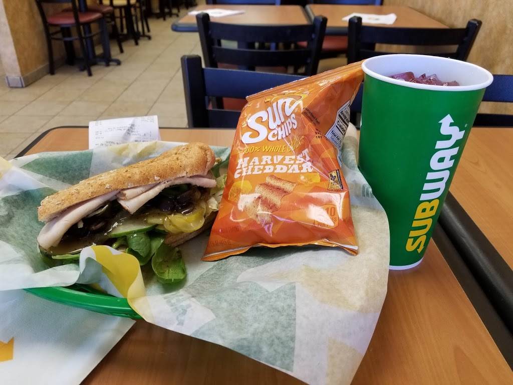 Subway Restaurants | restaurant | 1772 SC-14, Landrum, SC 29356, USA | 8644577337 OR +1 864-457-7337
