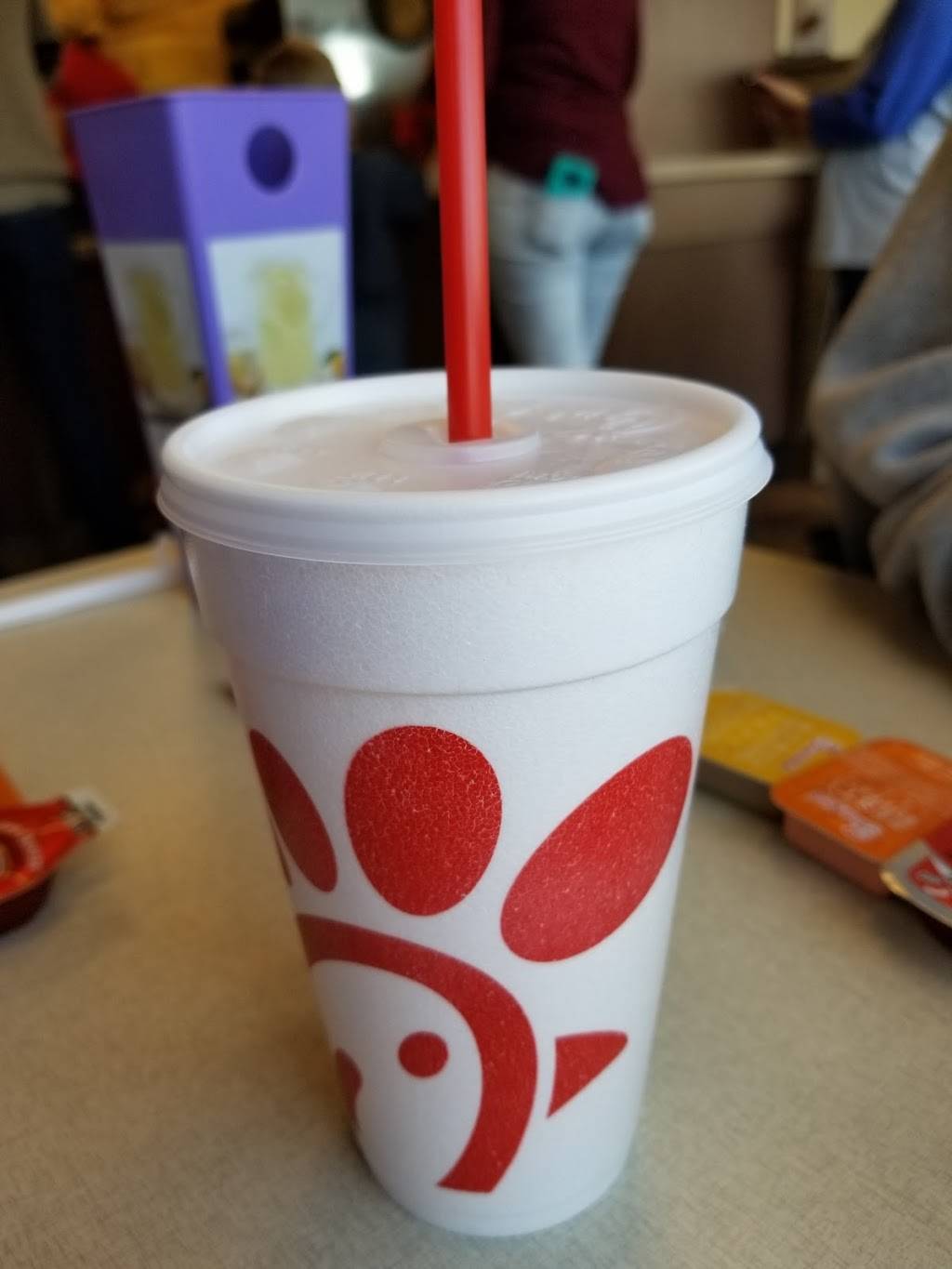 Chick-fil-A | restaurant | 5193 Hinkleville Rd, Paducah, KY 42001, USA | 2704446061 OR +1 270-444-6061