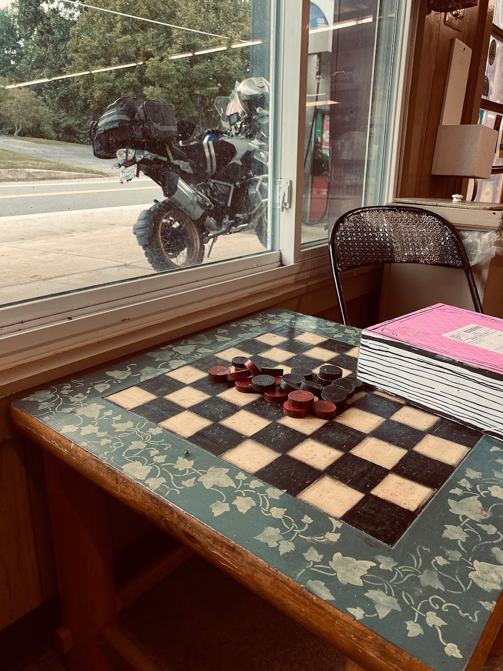 Lee Delauter & Sons Inc | restaurant | 201 S Church St, Middletown, MD 21769, USA | 3013718854 OR +1 301-371-8854