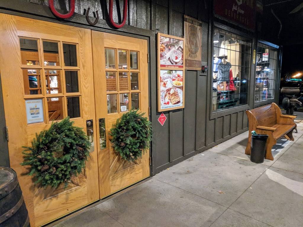 Cracker Barrel Old Country Store | restaurant | W176N9778 Rivercrest Dr, Germantown, WI 53022, USA | 2622534188 OR +1 262-253-4188