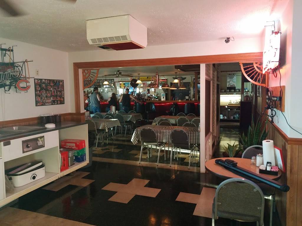 Circle II Bar and Gril | restaurant | 503 W Cleveland St, Heyworth, IL 61745, USA | 3094732854 OR +1 309-473-2854