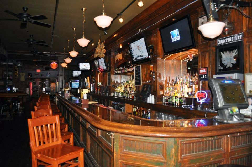 Hells Kitchen | restaurant | 118 Princess St, Wilmington, NC 28401, USA | 9107634133 OR +1 910-763-4133