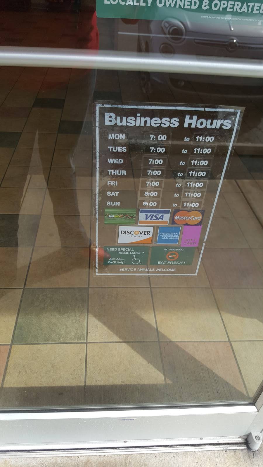 Subway Restaurants | restaurant | 2734 Schaad Rd, Knoxville, TN 37921, USA | 8659387907 OR +1 865-938-7907