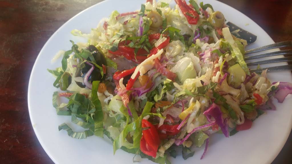 The Luggage Room Pizzeria | restaurant | 260 S Raymond Ave, Pasadena, CA 91105, USA | 6263564440 OR +1 626-356-4440