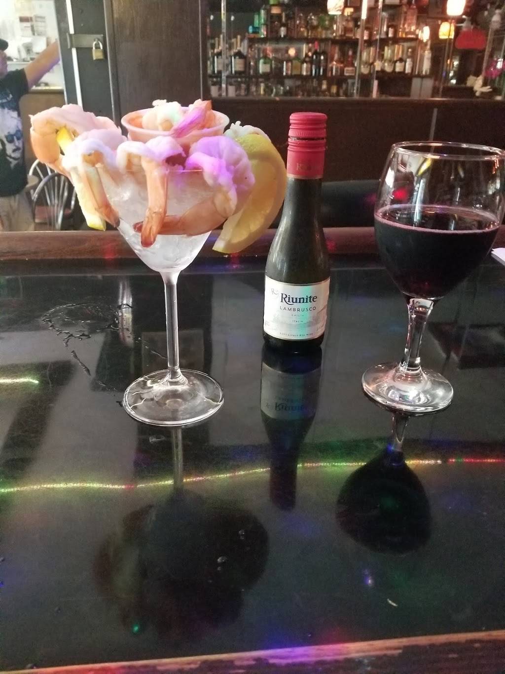 El Castillo | restaurant | 189 Wilson Ave, Brooklyn, NY 11237, USA | 7185741030 OR +1 718-574-1030