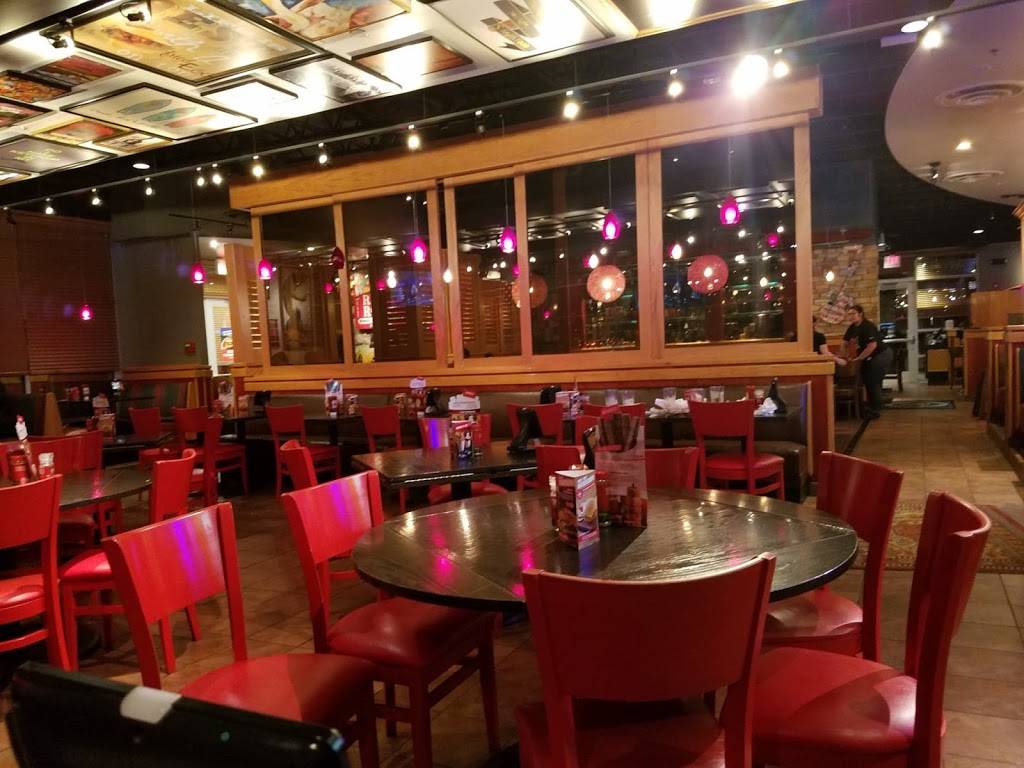 Red Robin Gourmet Burgers and Brews | restaurant | 15503 South La Grange Road, Orland Park, IL 60462, USA | 7088739110 OR +1 708-873-9110