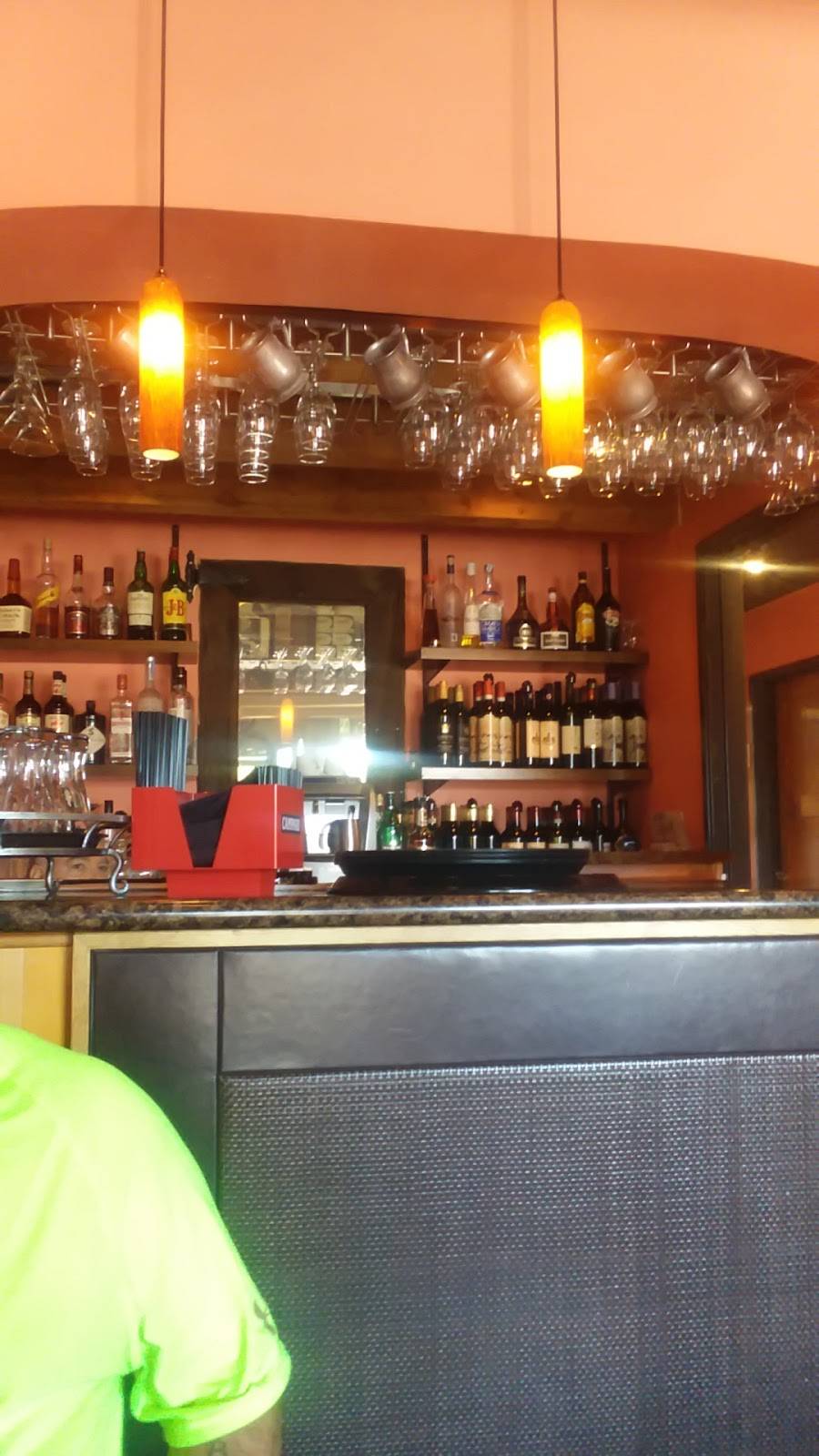 Sanos Italian Kitchen | restaurant | 9008 W 88th Ave, Westminster, CO 80005, USA | 3034211790 OR +1 303-421-1790