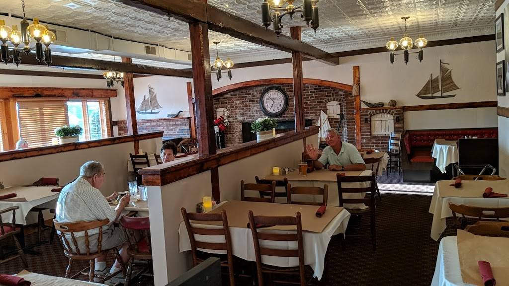 1712 Restaurant and Bar | restaurant | 1881 County St, Dighton, MA 02715, USA | 7748720226 OR +1 774-872-0226