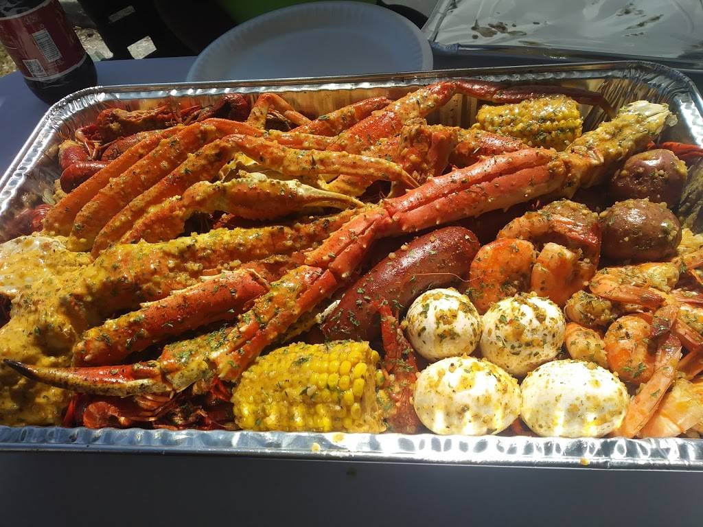 Krazy Crawfish | restaurant | 3525 Lockwood Dr, Houston, TX 77026, USA | 7132596803 OR +1 713-259-6803