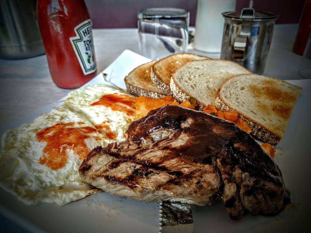 Pine | restaurant | 37-10 114th St, Corona, NY 11368, USA | 7186721200 OR +1 718-672-1200