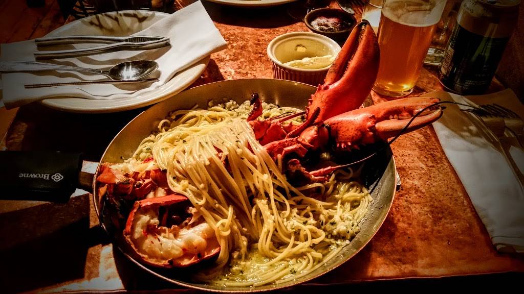 Street & Co | restaurant | 33 Wharf St, Portland, ME 04101, USA | 2077750887 OR +1 207-775-0887