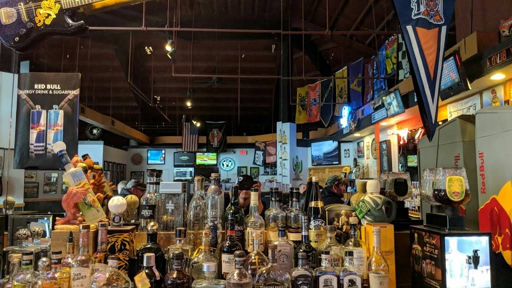 Shifters Bar and Grill | restaurant | 6857 W Main St, Kalamazoo, MI 49009, USA | 2695444500 OR +1 269-544-4500