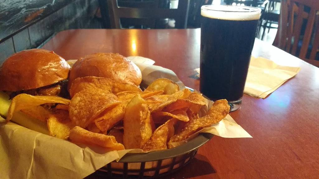 Anthill Pub & Grille | restaurant | 215 Pereira Dr, Irvine, CA 92697, USA | 9498243050 OR +1 949-824-3050