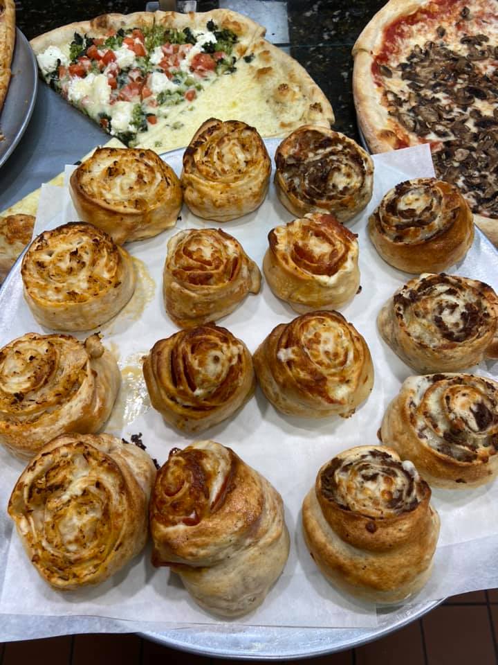 Nicos Pizza Worcester | restaurant | 2960 W Skippack Pike, Worcester, PA 19490, USA | 6105845075 OR +1 610-584-5075