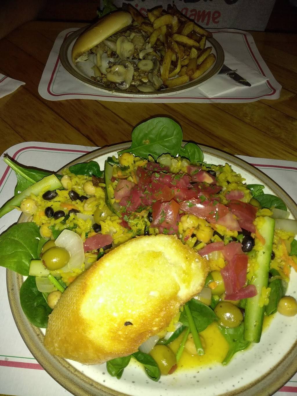 Harveys 4th Street Grill | restaurant | 3121 4th St N, St. Petersburg, FL 33704, USA | 7278216516 OR +1 727-821-6516