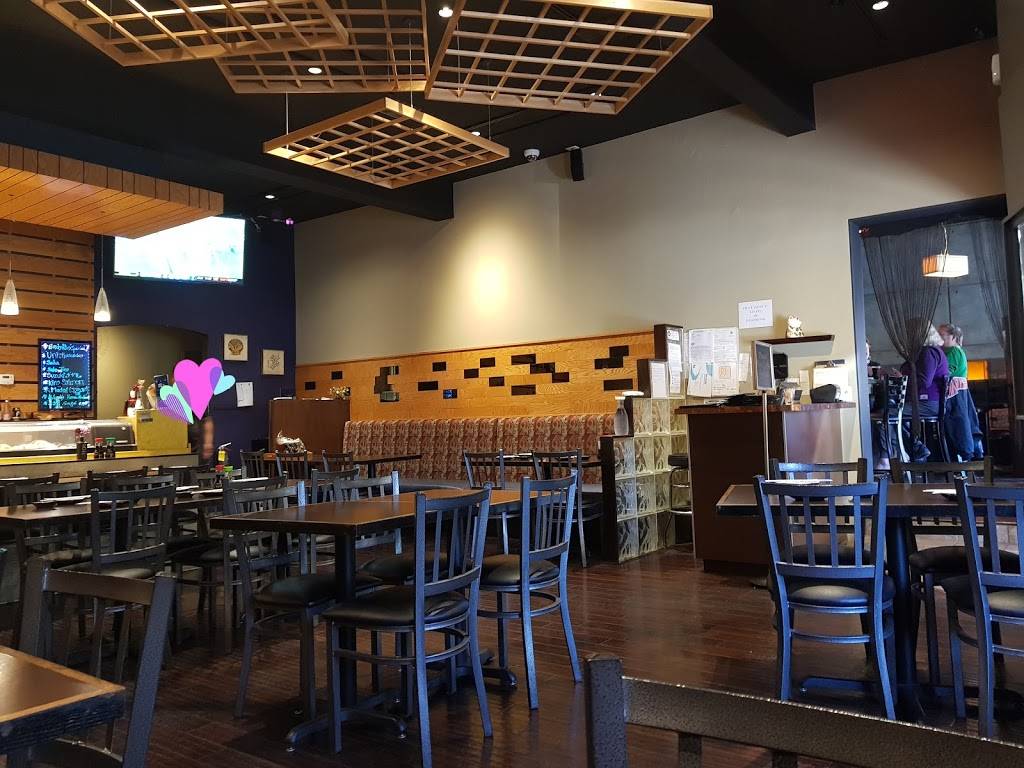 Blue Fin Sushi & Lounge | restaurant | 1814 Clement St, San Francisco, CA 94121, USA | 4153872441 OR +1 415-387-2441