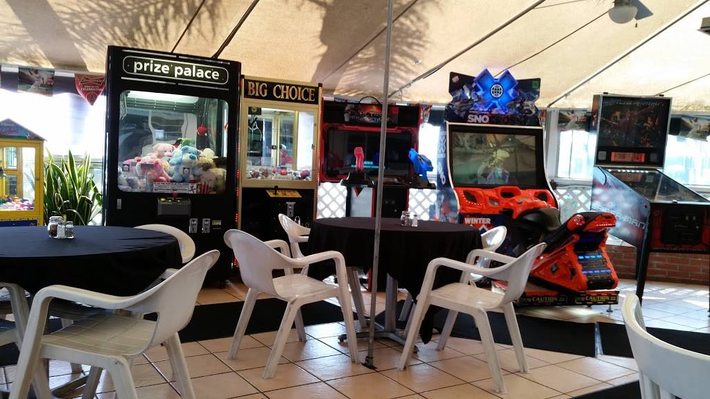 Perrys Pizza | restaurant | 6501 Edinger Ave, Huntington Beach, CA 92647, USA | 7148911341 OR +1 714-891-1341