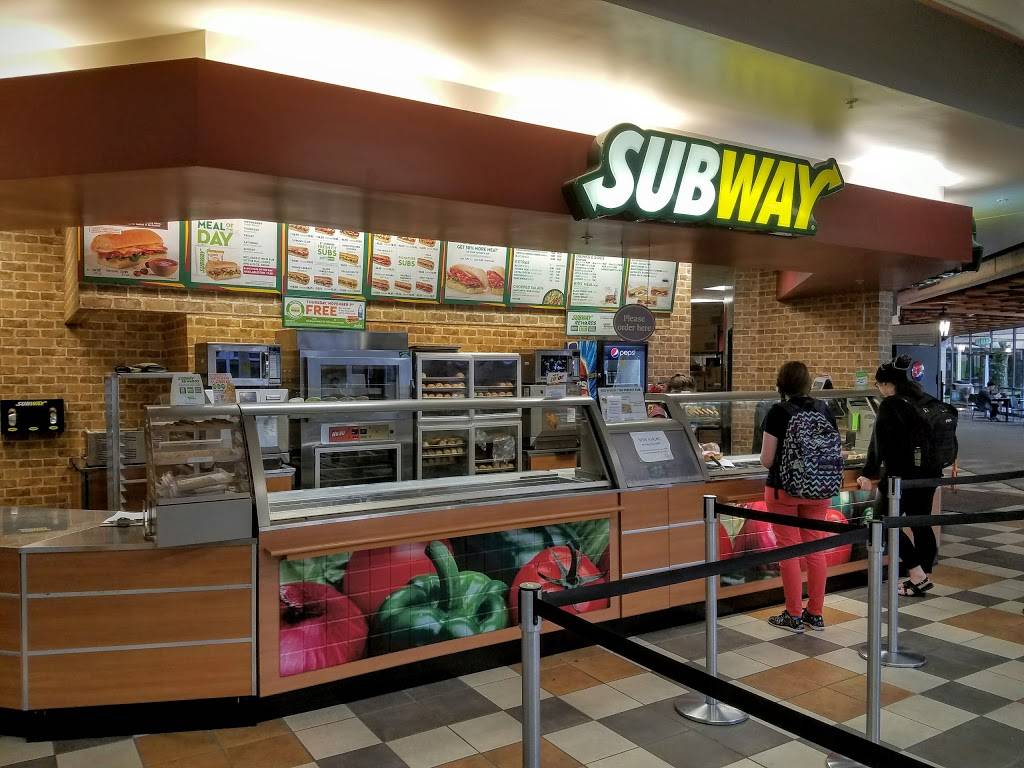 Subway | meal takeaway | 1264 W University Pkwy, Orem, UT 84058, USA | 8016075348 OR +1 801-607-5348