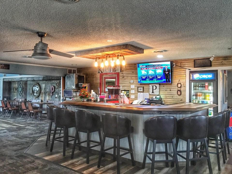 Pixleys Pub & Grill | restaurant | 18699 Crowley Ridge Dr, Bloomfield, MO 63825, USA | 5738952212 OR +1 573-895-2212