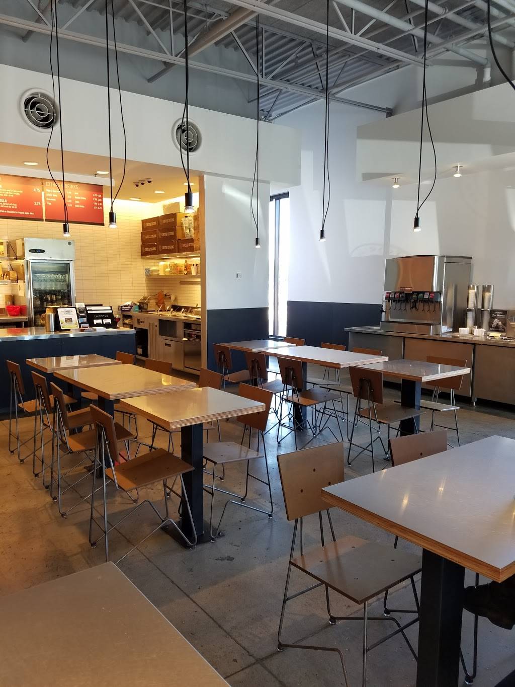 Chipotle Mexican Grill | restaurant | 195 Kennebec St, Portland, ME 04101, USA | 2077619711 OR +1 207-761-9711