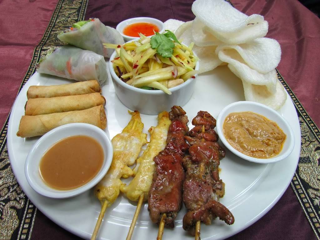 Freshly Thai | restaurant | 48 Queen St W, Brampton, ON L6X 1A1, Canada | 9054531515 OR +1 905-453-1515