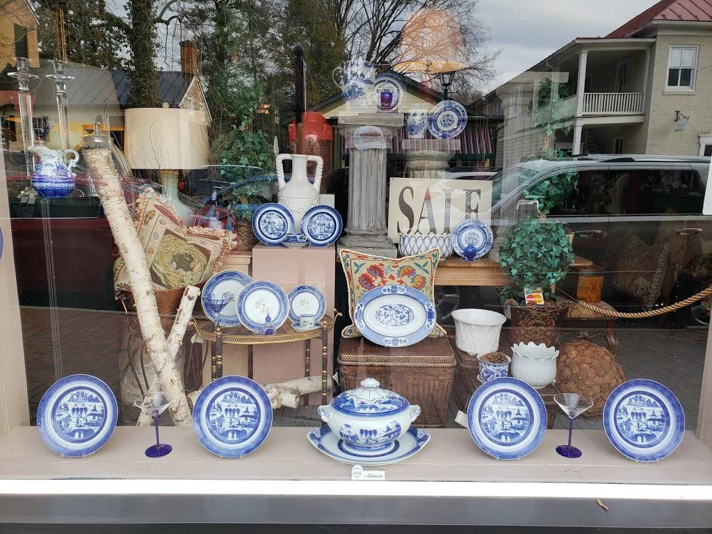 Fields of Athenry Farm & Side Saddle Bistro | restaurant | 7 W Washington St, Middleburg, VA 20117, USA | 7033005765 OR +1 703-300-5765