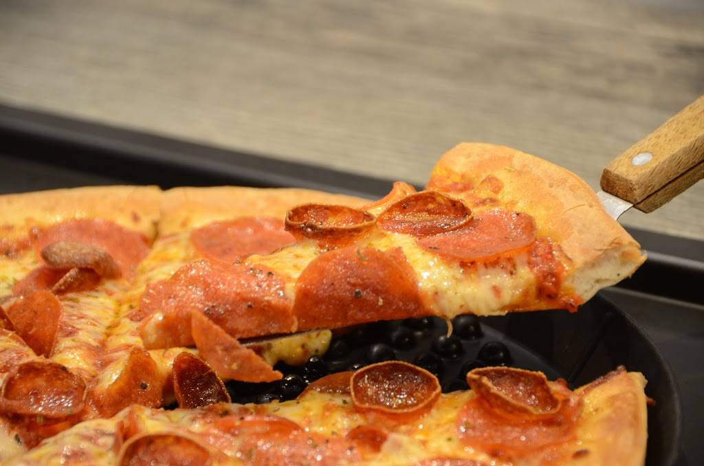 Pizza Ranch | meal delivery | 171 Hwy 1 W, Iowa City, IA 52246, USA | 3193376800 OR +1 319-337-6800