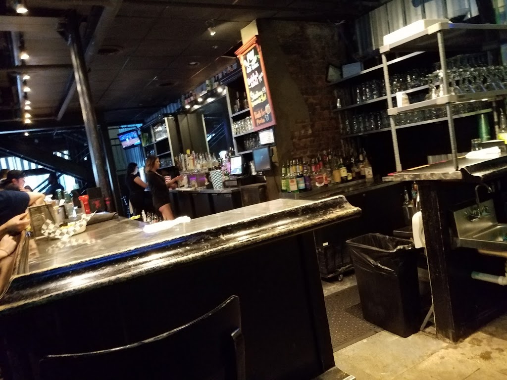 Mojos Dueling Piano Bar & Restaurant | restaurant | 180 Monroe Ave NW, Grand Rapids, MI 49503, USA | 6167769000 OR +1 616-776-9000