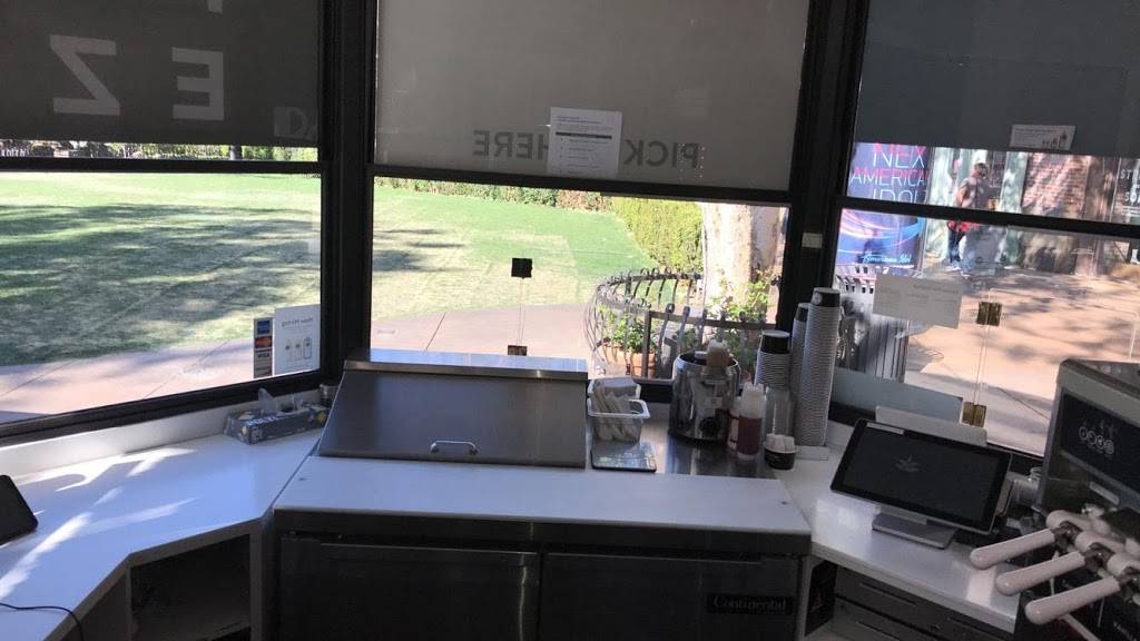 Pressed Juicery | restaurant | 189 The Grove Dr K4, Los Angeles, CA 90036, USA | 3235499811 OR +1 323-549-9811