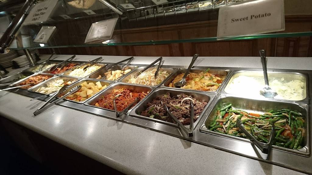 Regas Grill | restaurant | 609 S Union St, Lawrence, MA 01843, USA | 9787255222 OR +1 978-725-5222