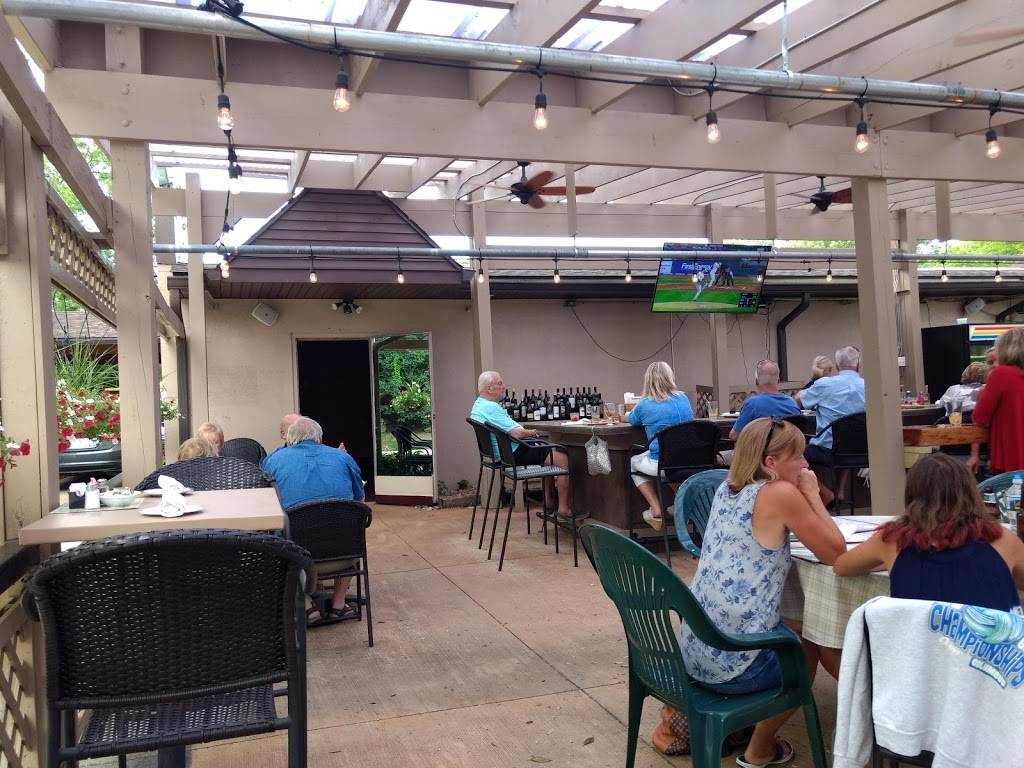 Cucina Rustica | restaurant | 8575 E Washington St, Chagrin Falls, OH 44023, USA | 4405434200 OR +1 440-543-4200