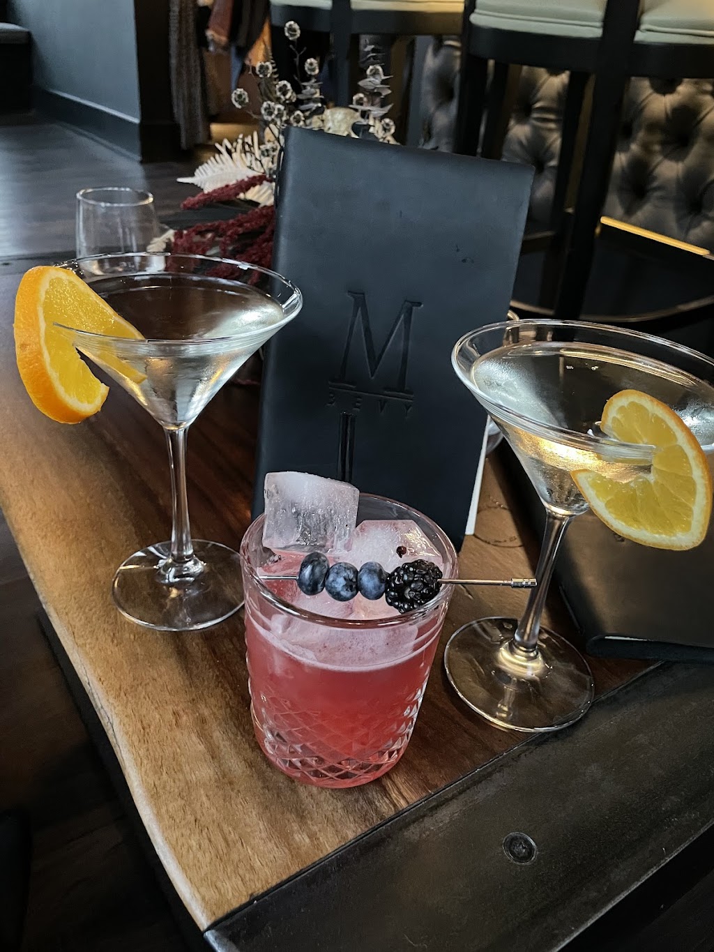 M Bevy | restaurant | 87 West St, Chagrin Falls, OH 44022, USA | 4406007189 OR +1 440-600-7189