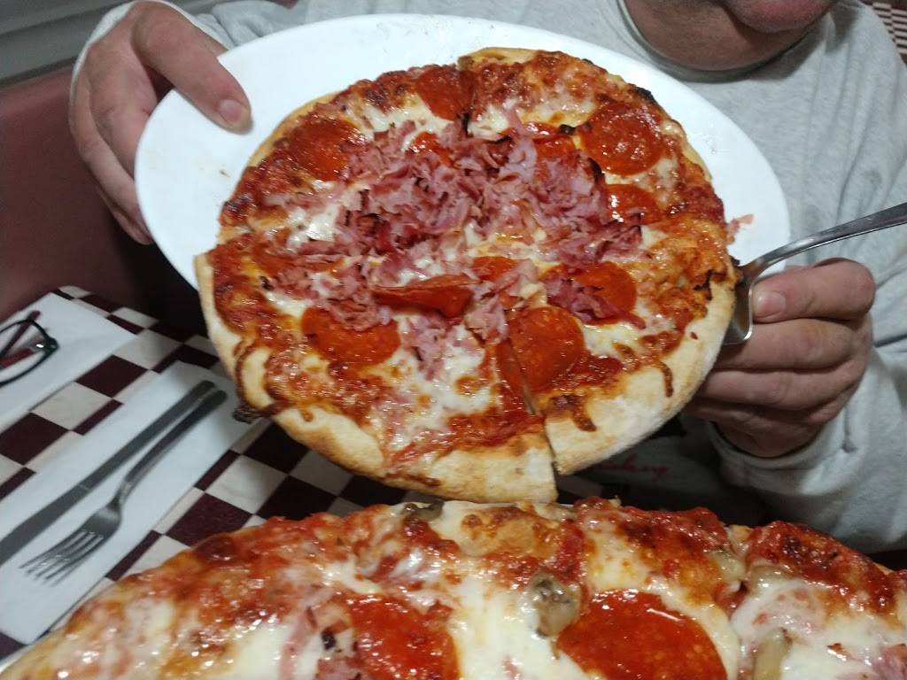 Marios Restaurant & Pizzeria | restaurant | G5227 Fenton Rd, Flint, MI 48507, USA | 8102326535 OR +1 810-232-6535