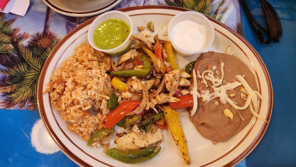 Ricardos Mexican Cuisine | restaurant | 2660 Airport Rd Ste. 100, Santa Teresa, NM 88008, USA | 5758749052 OR +1 575-874-9052