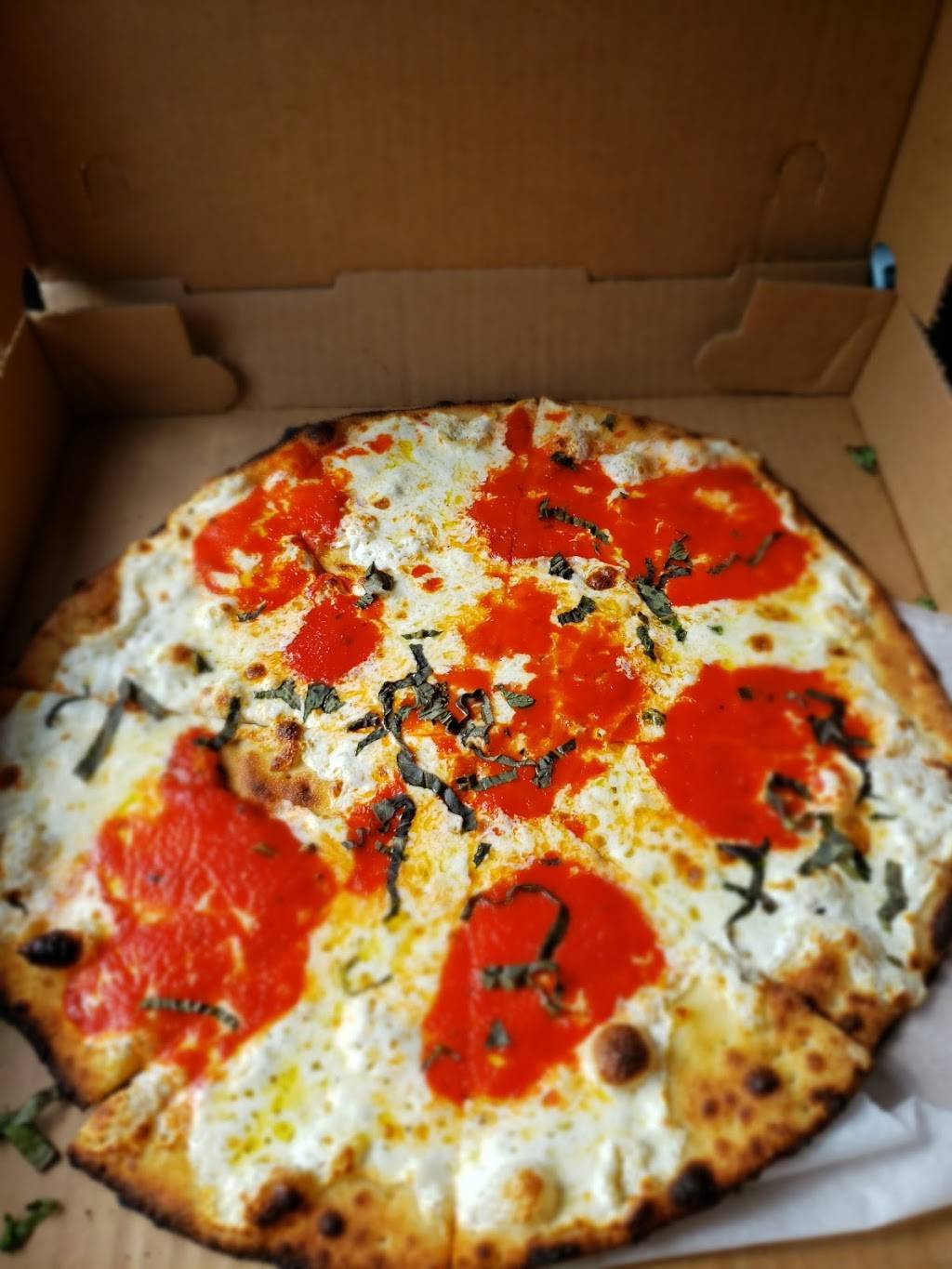 Angelos Coal Fired Pizza | restaurant | 1657 Hancock St, Quincy, MA 02169, USA | 6173023200 OR +1 617-302-3200