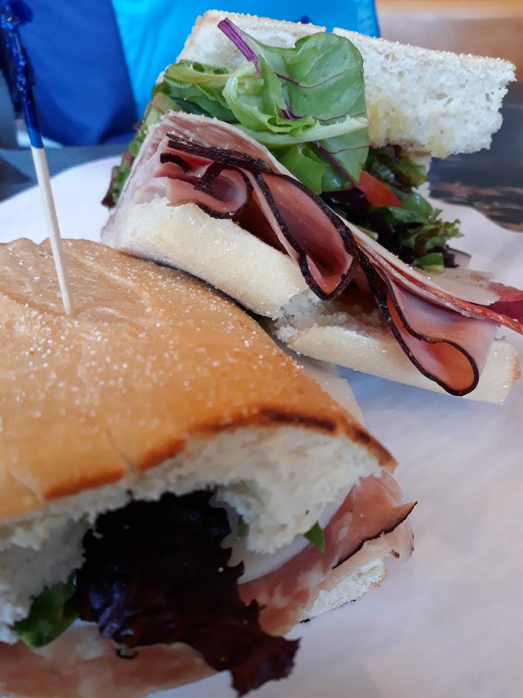 The Last Round Tavern | restaurant | 354 E Santa Clara St, San Jose, CA 95113, USA | 4082869710 OR +1 408-286-9710